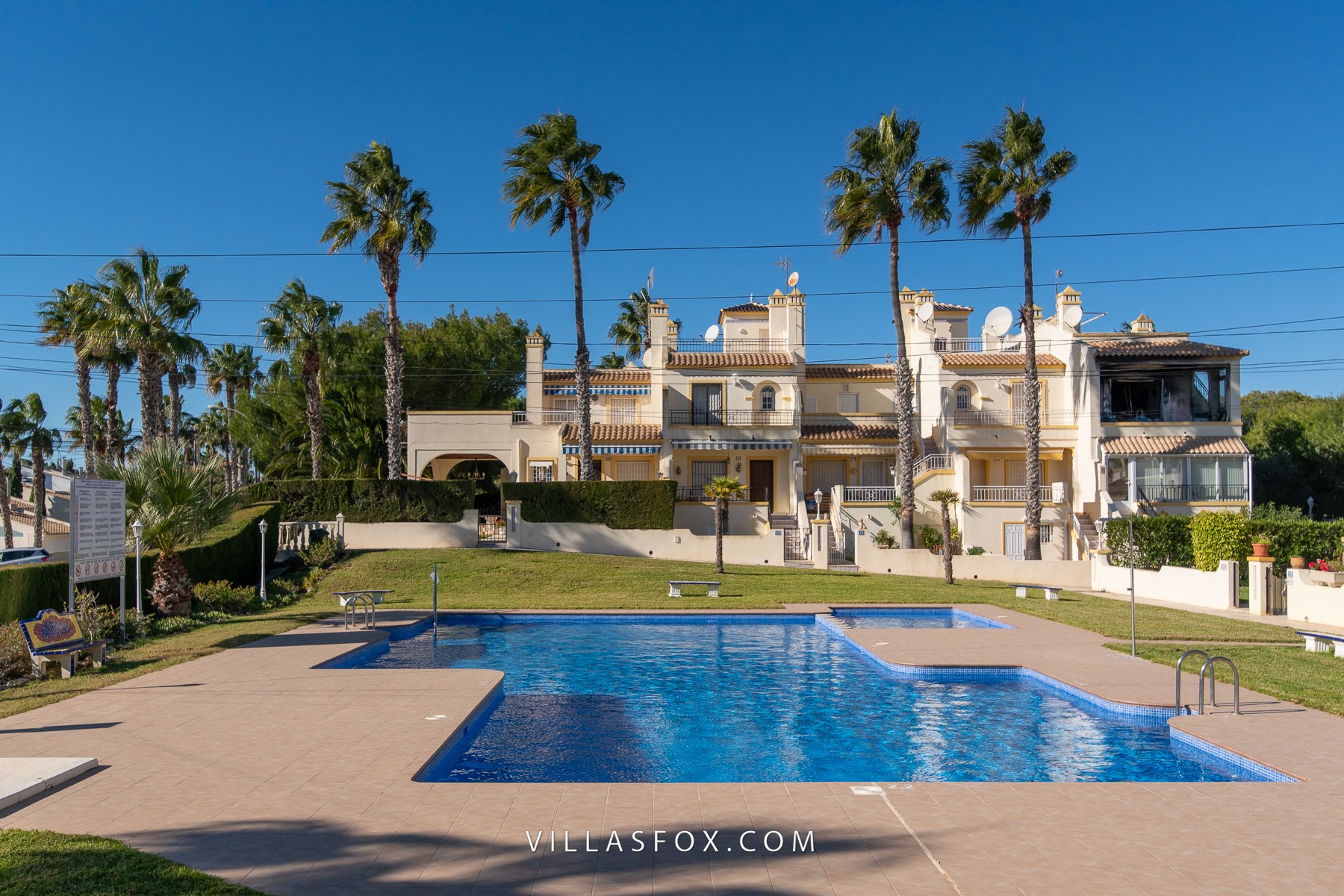 RESERVED!  Villamartin luxury ground-floor apartment with garden, great pool