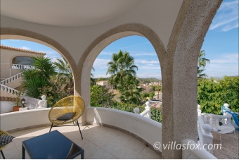 27-1200_las_comunicaciones_luxury_villa_for_sale_with_pool_from_villas_fox-42