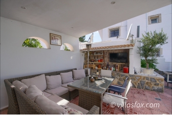 44-1200_las_comunicaciones_luxury_villa_for_sale_with_pool_from_villas_fox-80