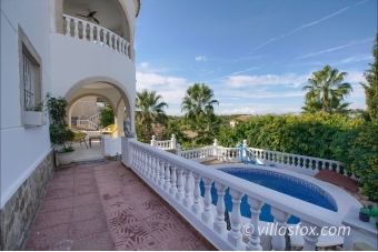 45-1200_las_comunicaciones_luxury_villa_for_sale_with_pool_from_villas_fox-81