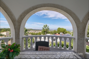 1200, 4-bedroom detached villa with pool and amazing views, Las Comunicaciones