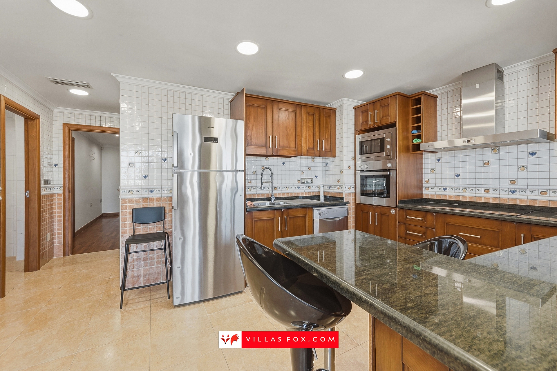 San Miguel de Salinas luxury top-floor apartment with solarium and garage spaces-4