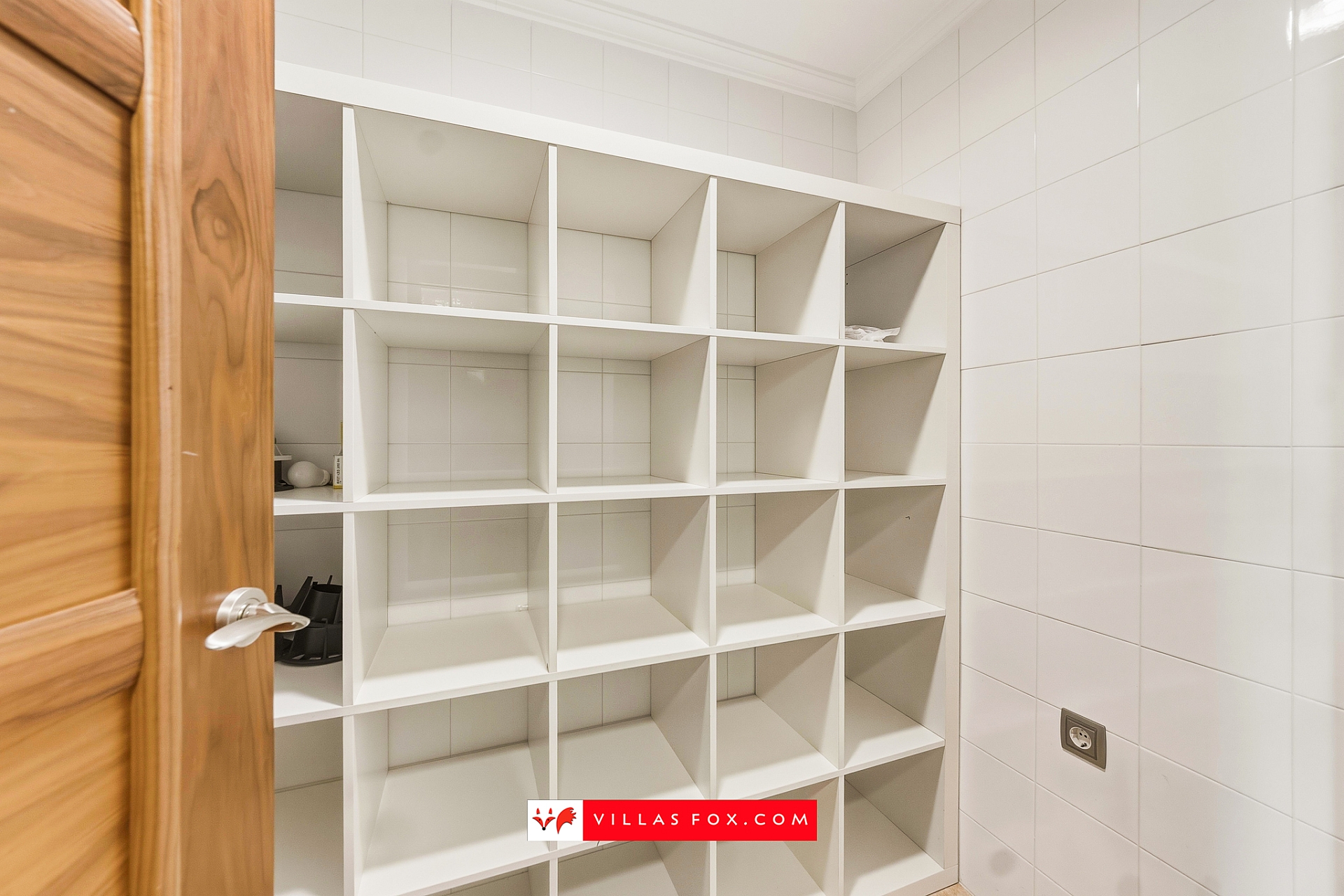 San Miguel de Salinas luxury top-floor apartment with solarium and garage spaces-9