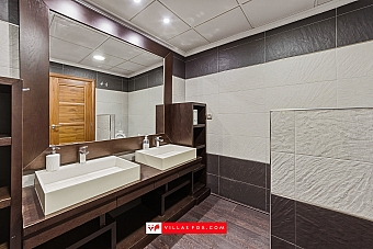 San Miguel de Salinas luxury top-floor apartment with solarium and garage spaces-13