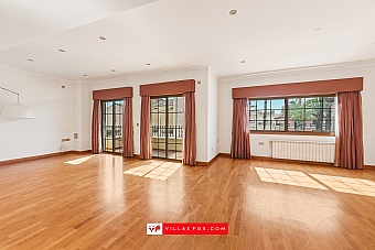 San Miguel de Salinas luxury top-floor apartment with solarium and garage spaces-25