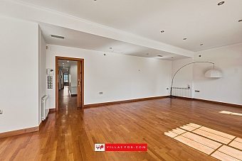 San Miguel de Salinas luxury top-floor apartment with solarium and garage spaces-30