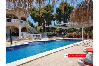 Las Comunicaciones 7-bedroom villa on large corner plot, San Miguel de Salinas-02