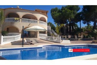 Las Comunicaciones 7-bedroom villa on large corner plot, San Miguel de Salinas-28