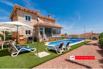 02-Villas Maria Las Comunicaciones San Miguel de Salinas luxury villa for sale-57