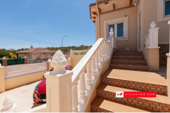 70-Villas Maria Las Comunicaciones San Miguel de Salinas luxury villa for sale-69