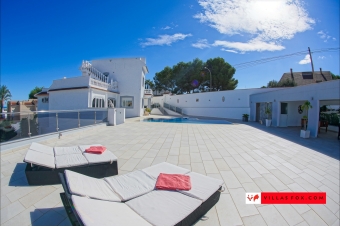 Las Comunicaciones San Miguel de Salinas large luxury villa for sale from Villas Fox-121