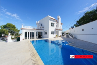 Las Comunicaciones San Miguel de Salinas large luxury villa for sale from Villas Fox-008