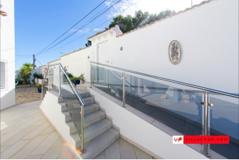 Las Comunicaciones San Miguel de Salinas large luxury villa for sale from Villas Fox-124