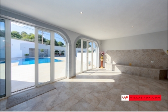 Las Comunicaciones San Miguel de Salinas large luxury villa for sale from Villas Fox-108