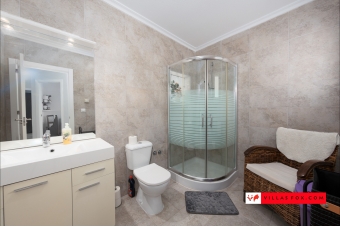 Las Comunicaciones San Miguel de Salinas large luxury villa for sale from Villas Fox-094