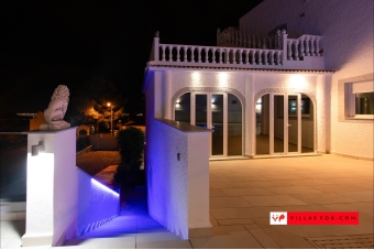 Las Comunicaciones San Miguel de Salinas large luxury villa for sale from Villas Fox-151
