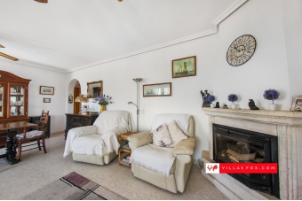 36-San Miguel de Salinas Las Comunicaciones villa for sale with great views and pool-35