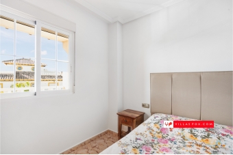 Lomas de Cabo Roig  top-floor apartment for sale with solarium-10