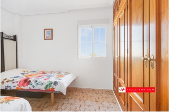 Lomas de Cabo Roig  top-floor apartment for sale with solarium-15