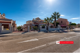 Lomas de Cabo Roig  top-floor apartment for sale with solarium-26