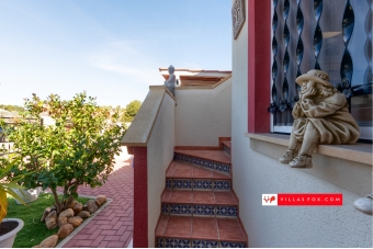 Lomas de Cabo Roig  top-floor apartment for sale with solarium-35