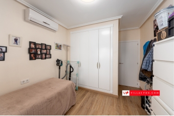 Lomas de Cabo Roig  top-floor apartment for sale with solarium-47