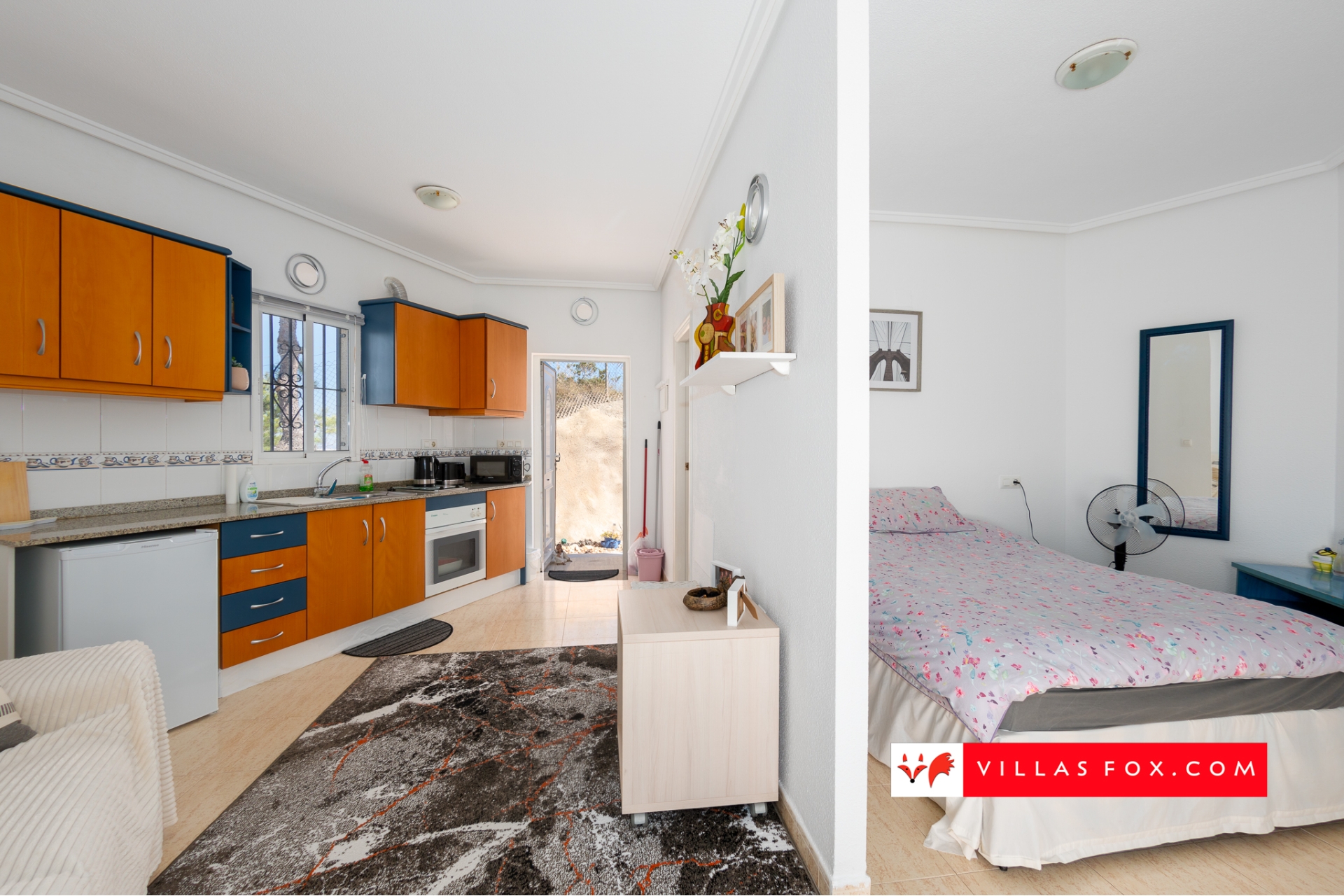 Los Pinos studio apartment with fantastic views, San Miguel de Salinas