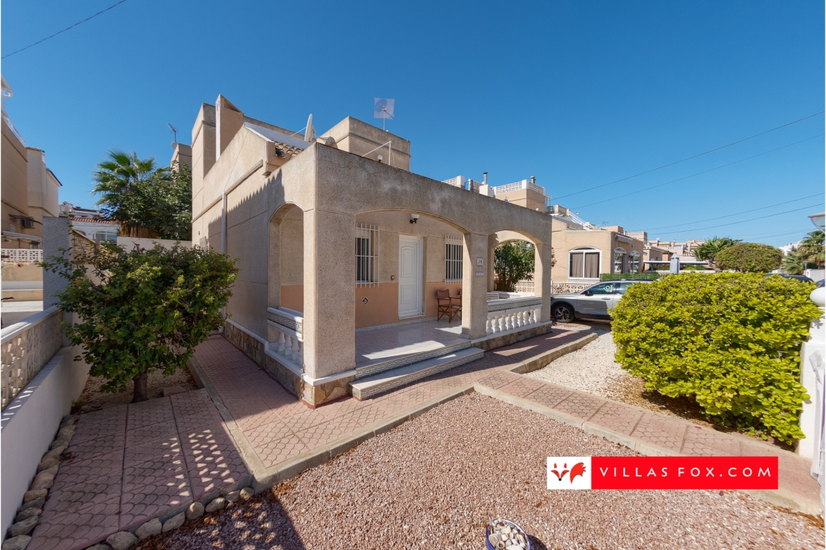 3-bedroom detached villa with large garden, Balcón de la Costa Blanca, San Miguel de Salinas