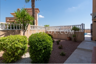 Torrestrella villa for sale Las Comunicaciones San Miguel de Salinas-32