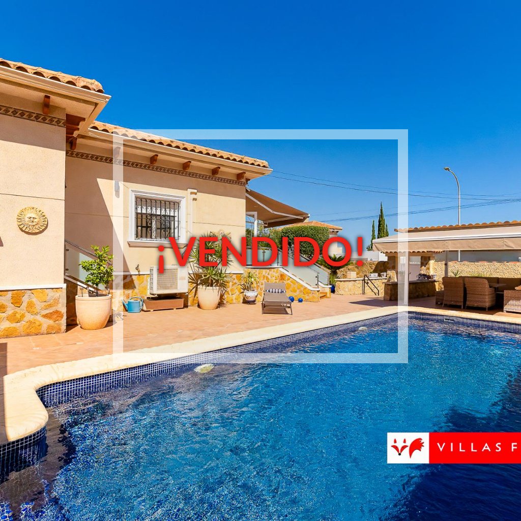 SOLD! 3-bedroom bungalow villa, Villas María with private pool, summer kitchen and carport