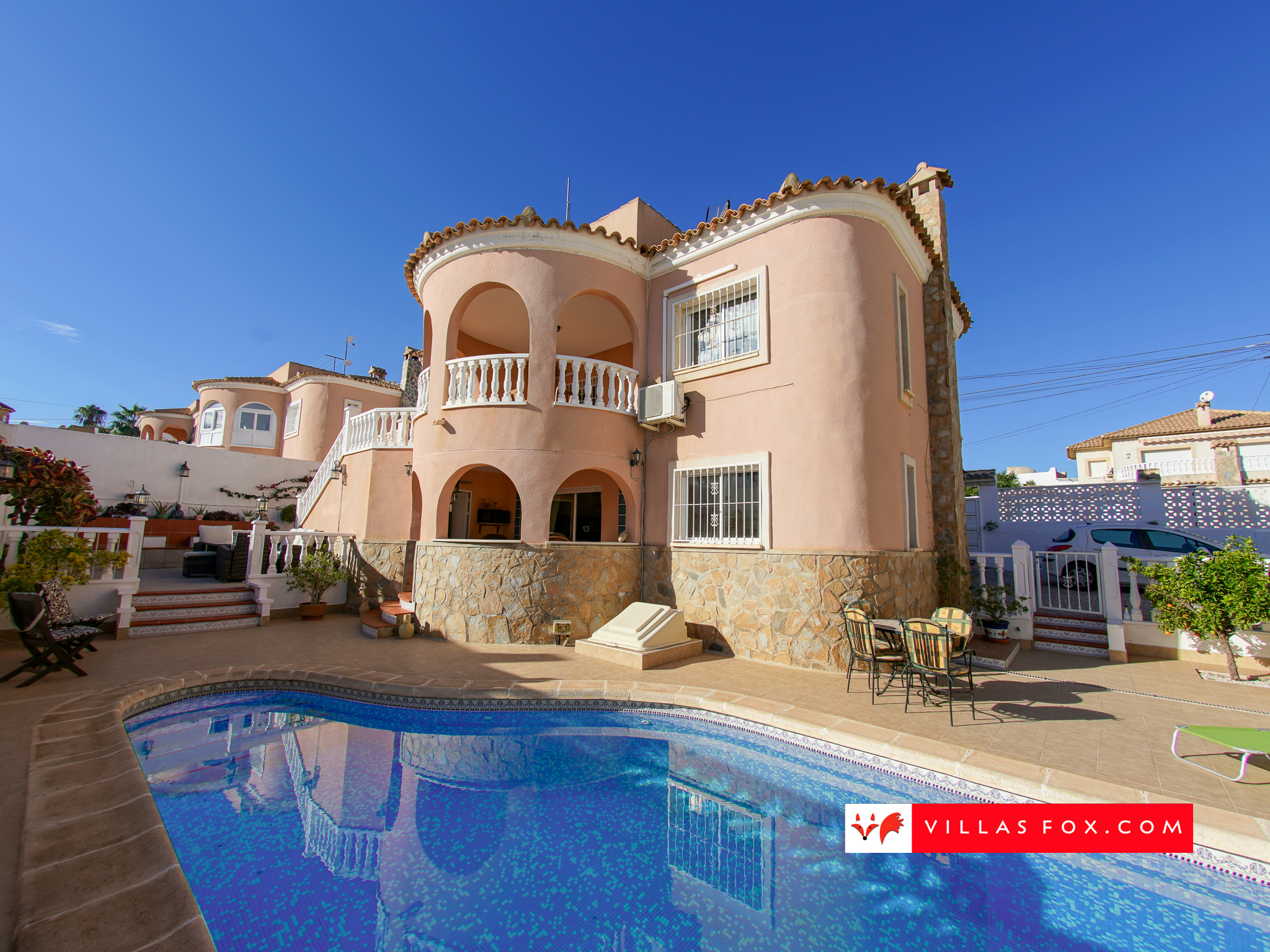5-bedroom, 5-bathroom villa on 2 levels, private pool, Blue Lagoon, Orihuela Costa