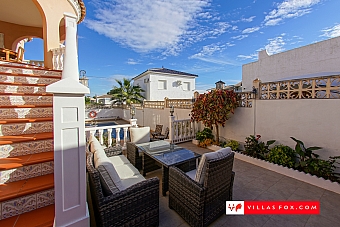 Luxury Spanish villa for sale-34