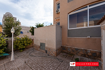 San Miguel de Salinas ground-floor apartment with garden-20