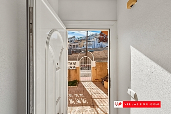 San Miguel de Salinas ground-floor apartment with garden-35