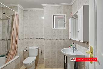 San Miguel de Salinas top-floor apartment with solarium for sale-11