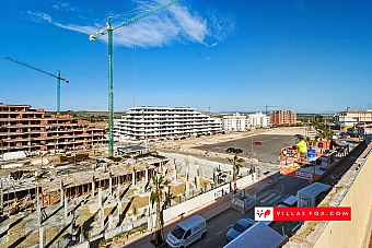 San Miguel de Salinas top-floor apartment with solarium for sale-23