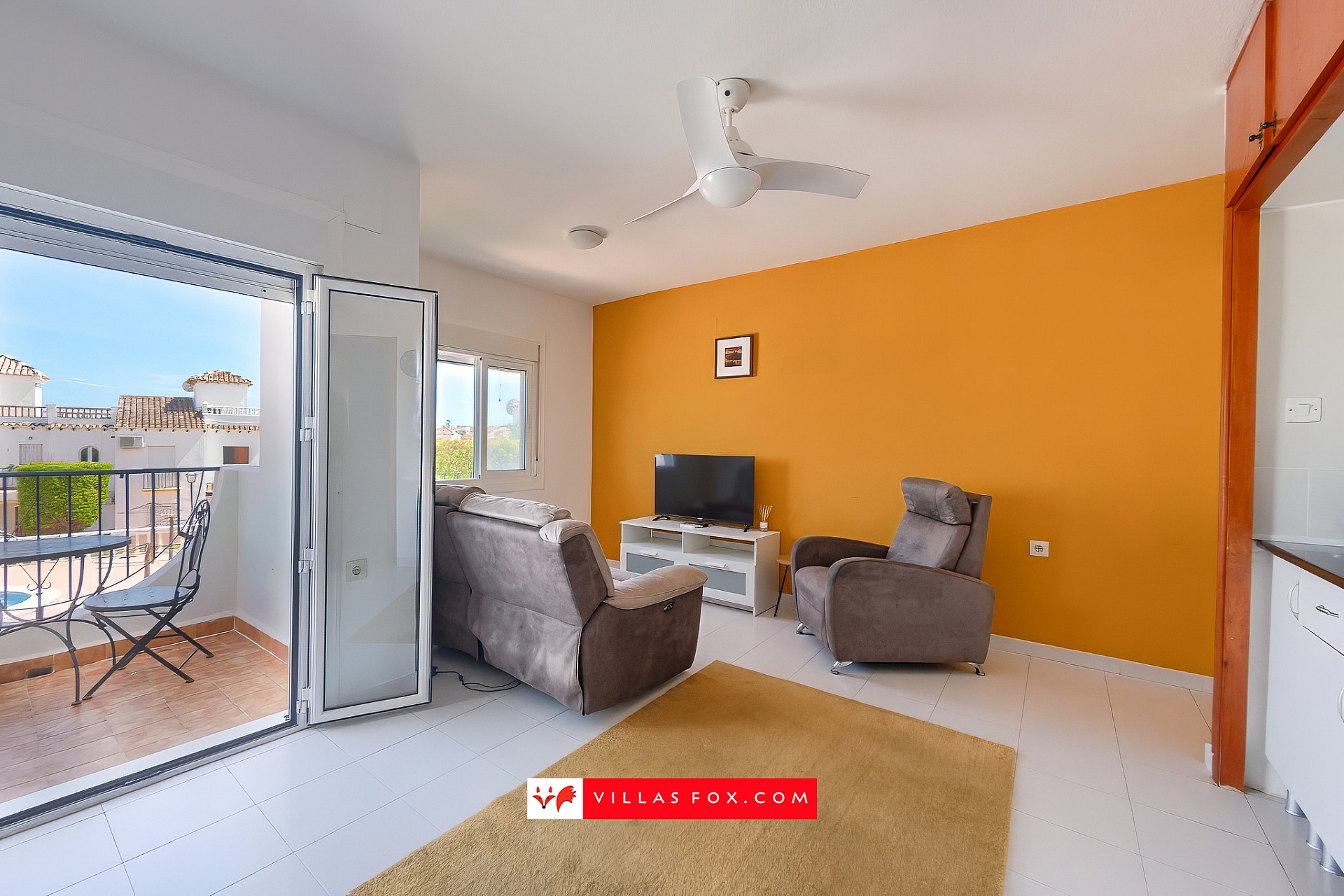 Mirador del Mediterraneo San Miguel de Salinas upper floor apartment for sale-2