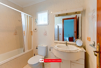 San Miguel de Salinas Balcon de la Costa Blanca detached villa for sale-18