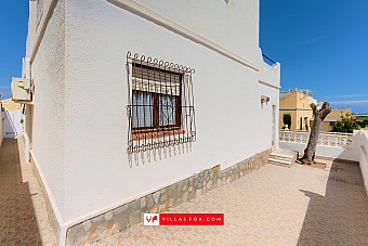 San Miguel de Salinas Balcon de la Costa Blanca detached villa for sale-34