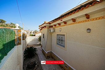 Villas Maria Las Comunicaciones San Miguel de Salinas villa for sale-19