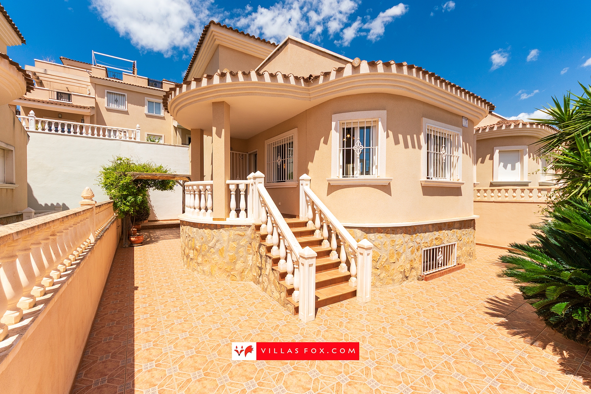 3-bedroom detached villa on 3 levels with garden and great views, Mirador de San Miguel, San Miguel de Salinas