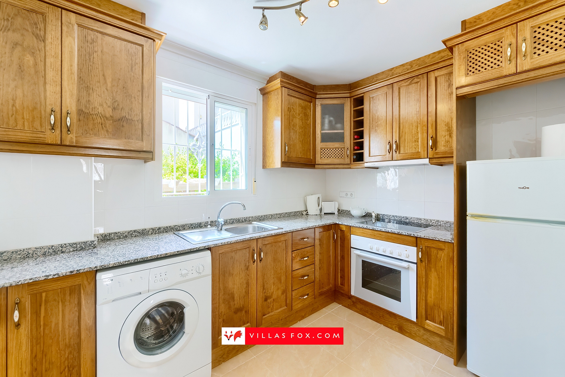 Los Alcores Mirador de San Miguel de Salinas villa for sale-12