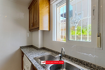 Los Alcores Mirador de San Miguel de Salinas villa for sale-14