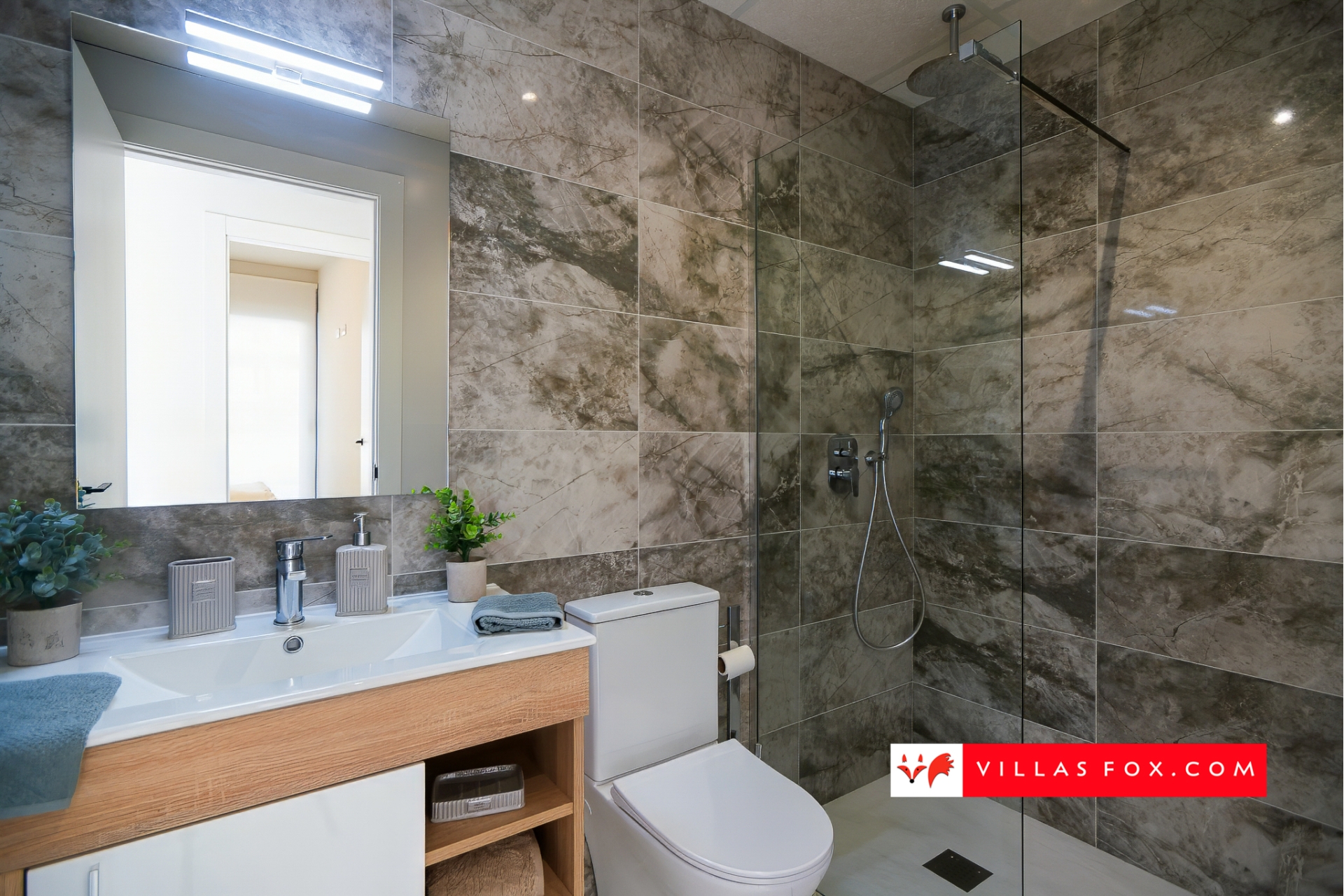 Duly San Miguel de Salinas special offer from Villas Fox luxury new-build apartments for sale-08