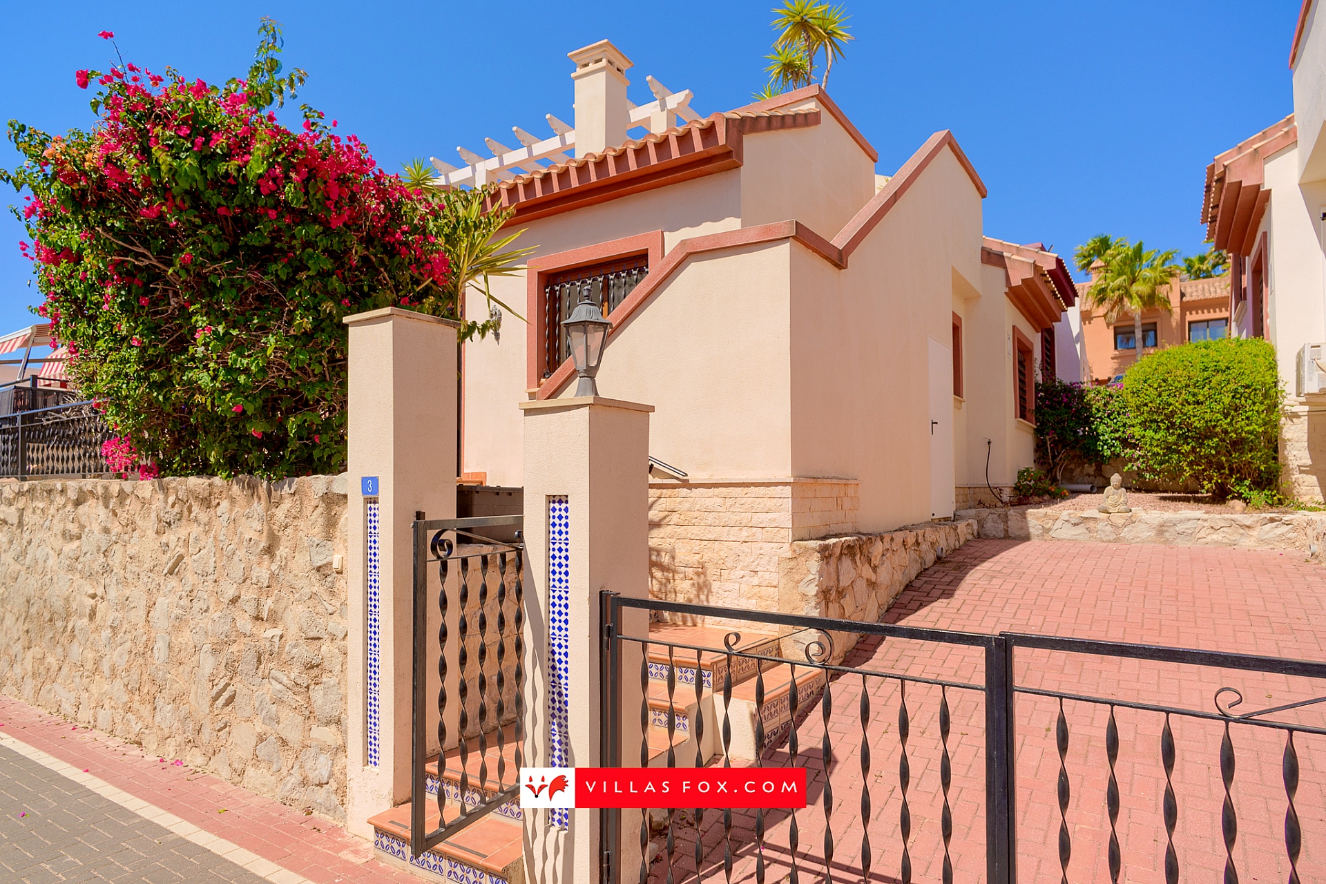 Charming 2-bedroom, 2-bathroom quad villa with fantastic pool, La Cañada Fase I, San Miguel de Salinas