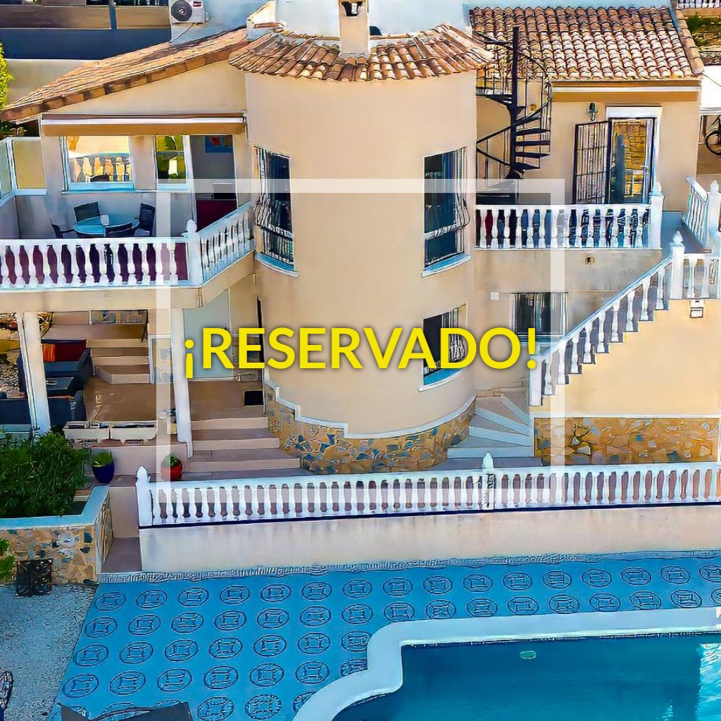 RESERVED!  Las Comunicaciones 3-bedroom villa including guest apartment, heated saltwater pool, great views etc